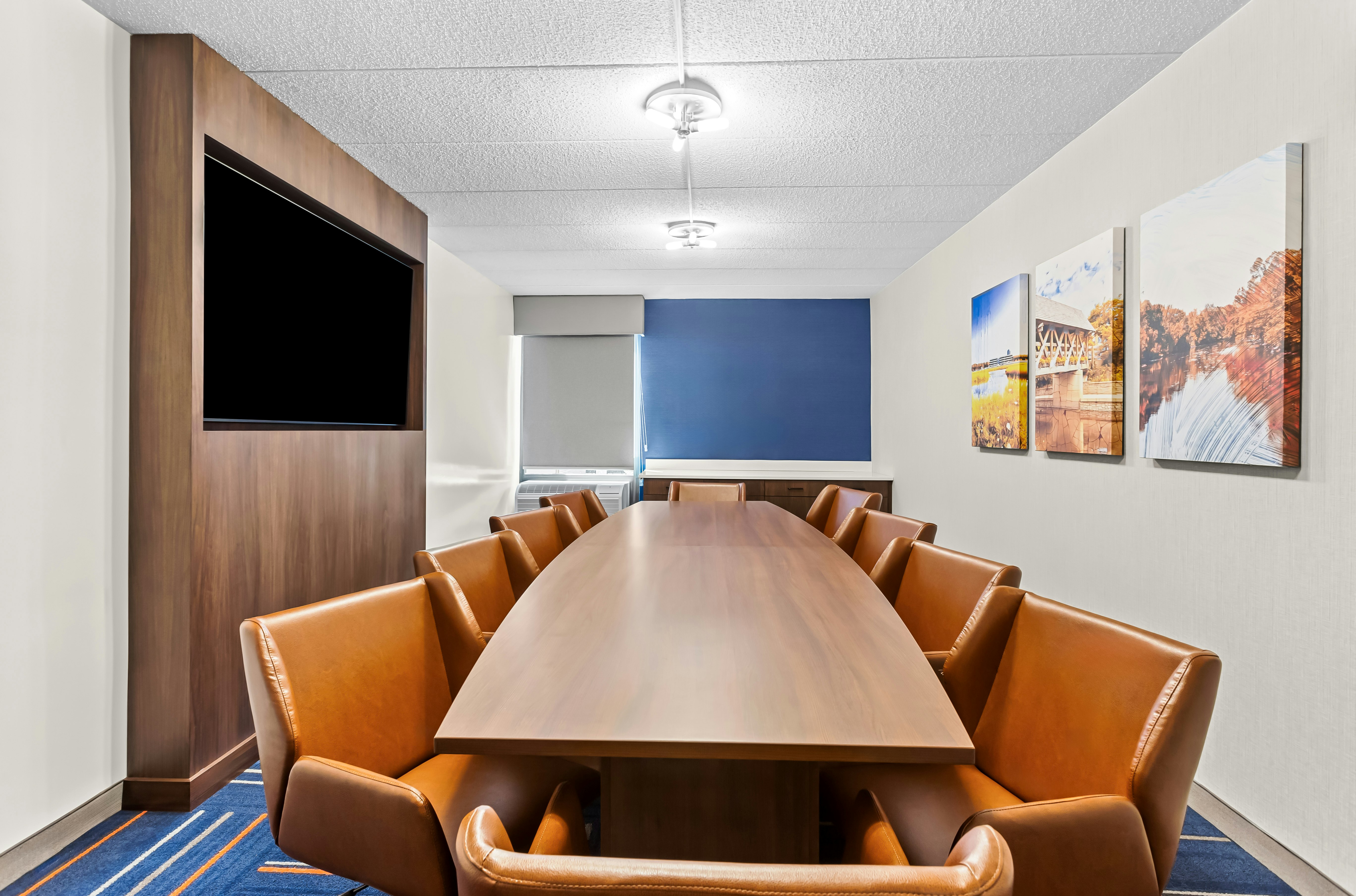 Hampton Inn Naperville 43/52