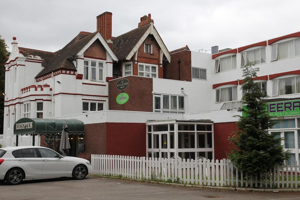 Hylands Hotel 30/37
