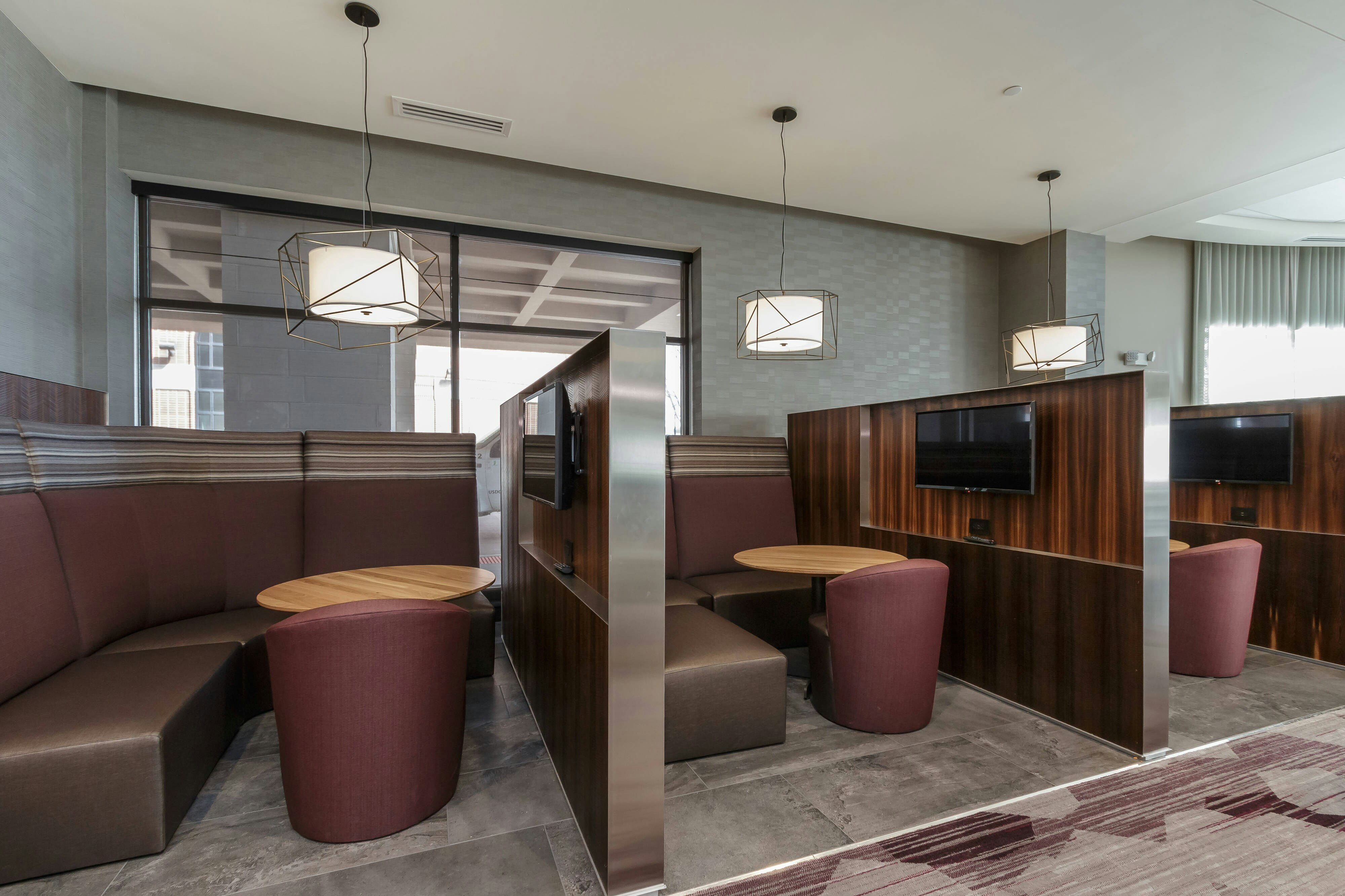 Courtyard By Marriott South Bend Downtown 32/52