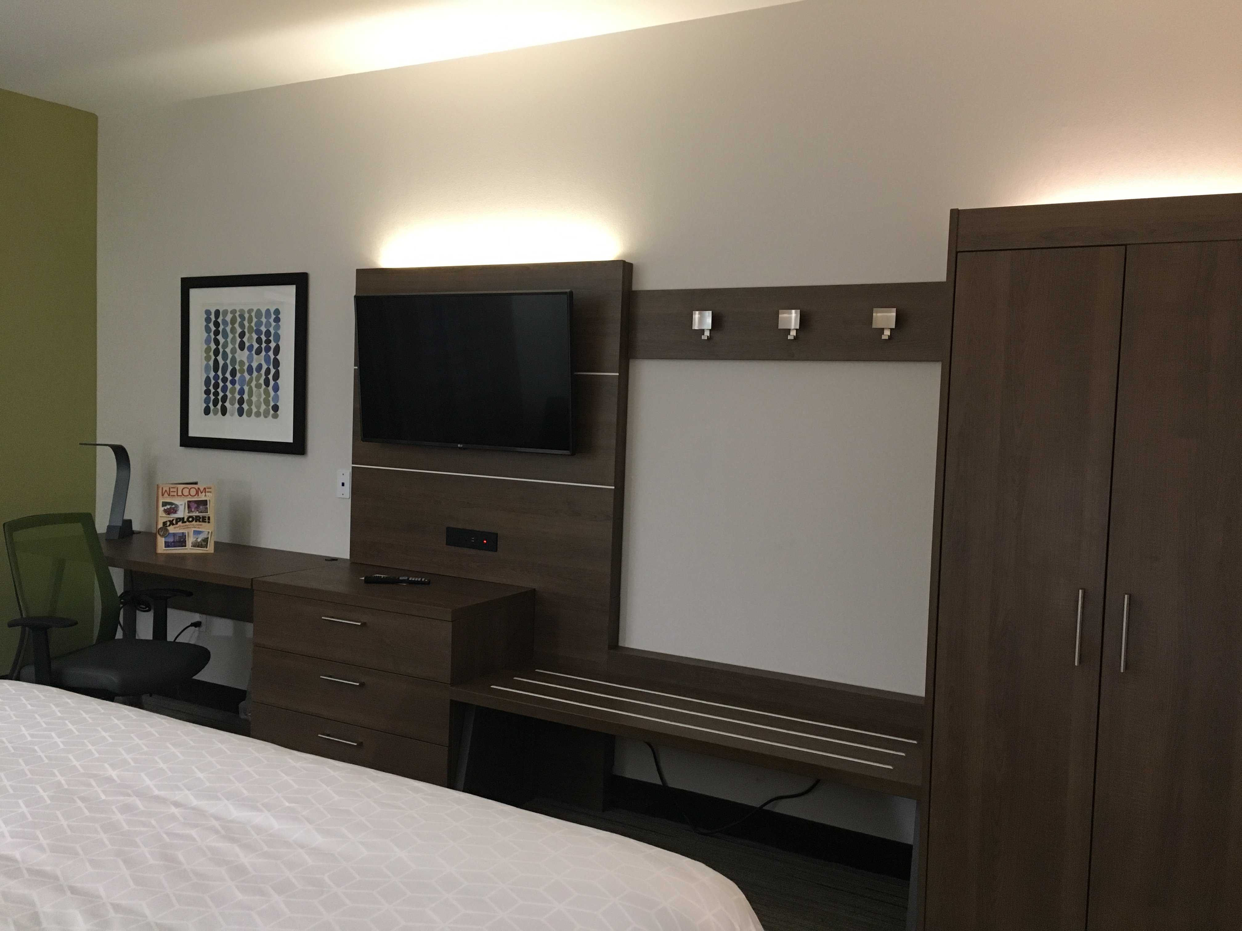 Holiday Inn Express Grand Island - Niagara Falls 51/72