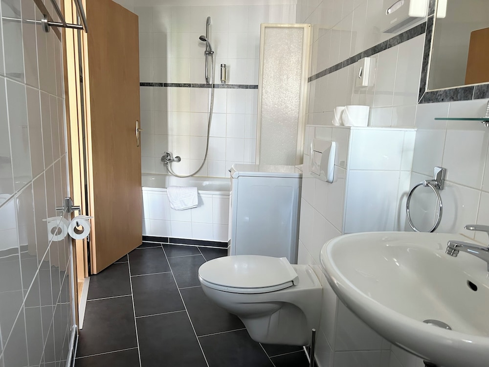شقة بسرير كينج، Jahrhunderthotel Leipzig 2/2