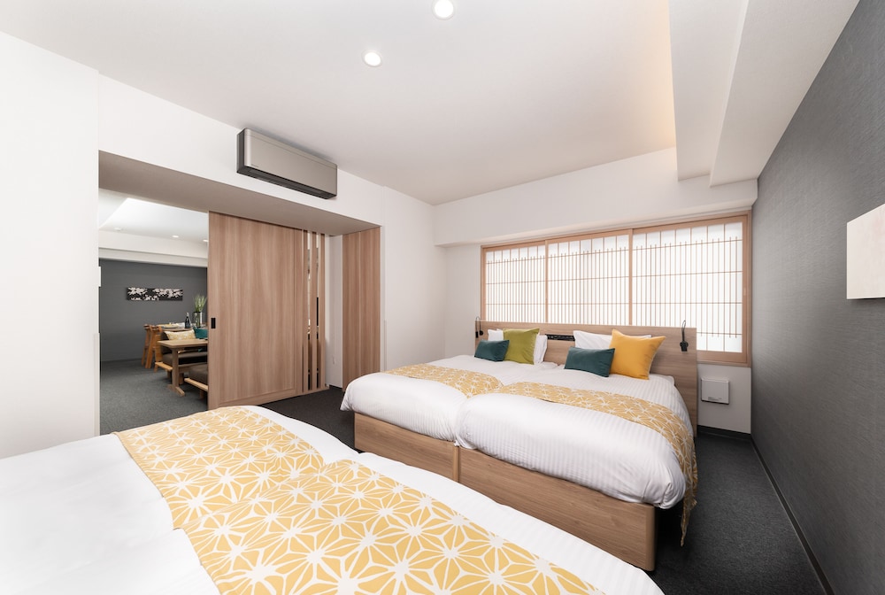 1 BEDROOM, APARTMENT, 4 BEDS