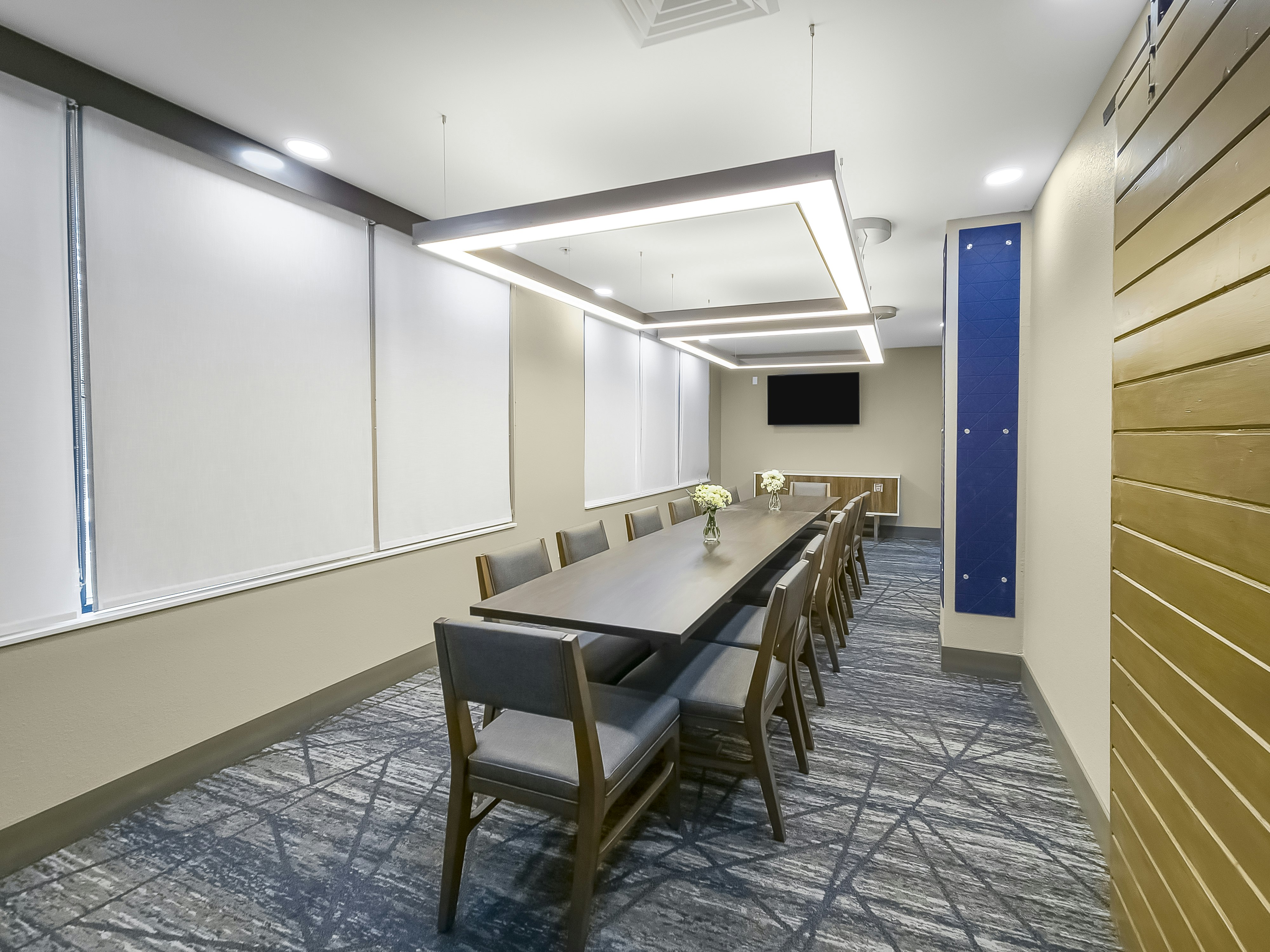 Holiday Inn Express Salt Lake City South-Midvale 59/66