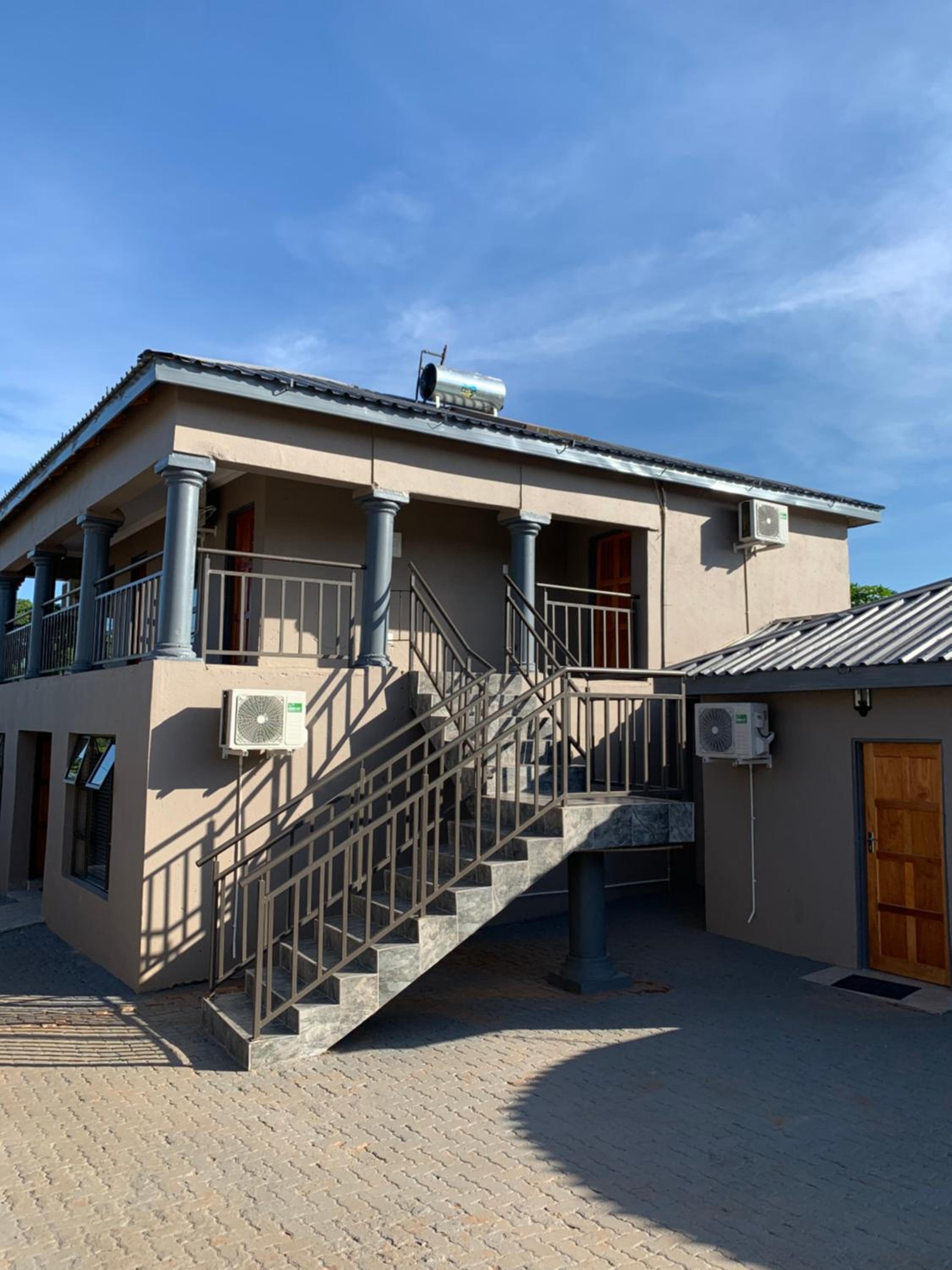 The Hill Hotel And Conference Centre 2/48