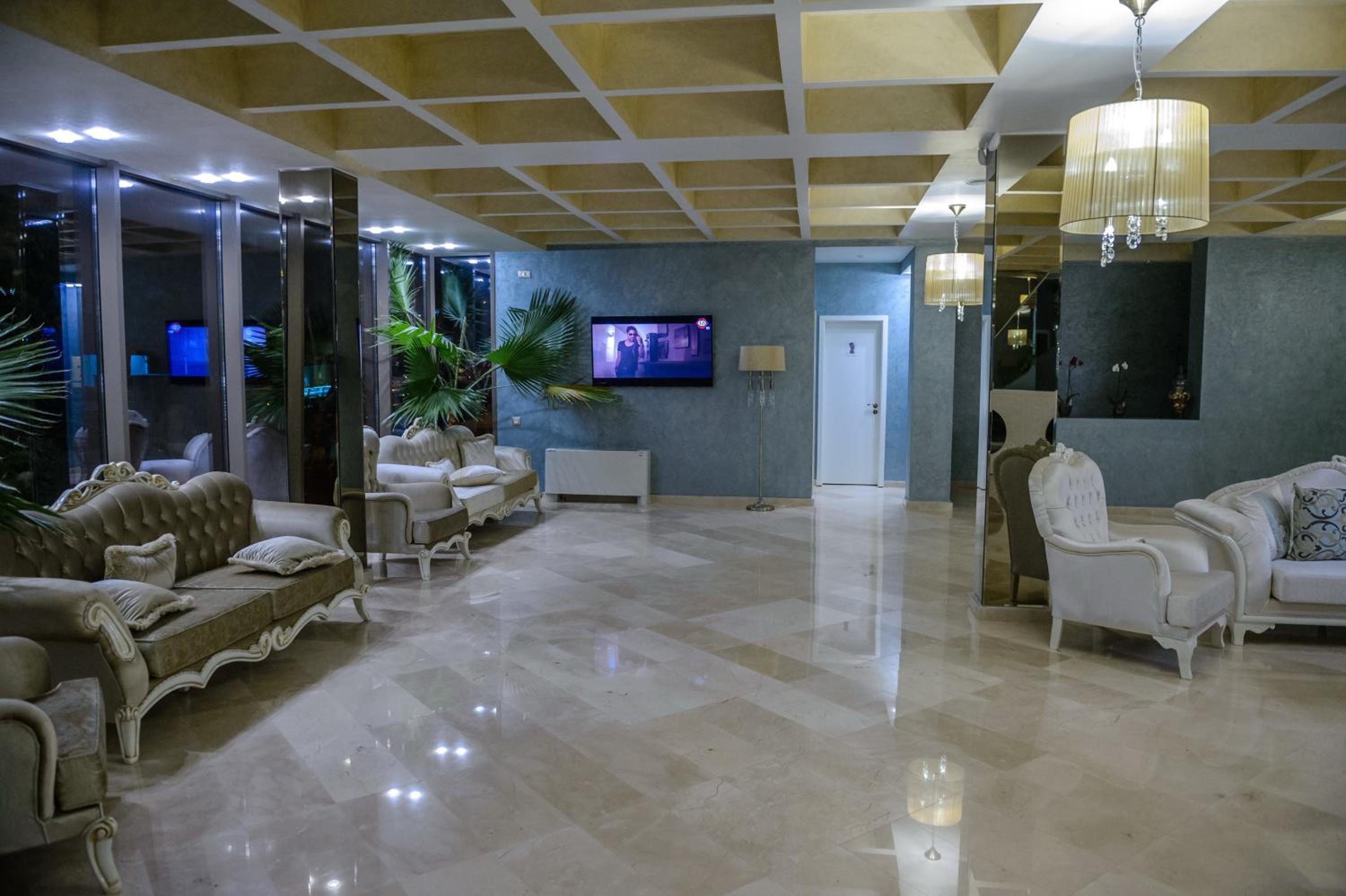 Turquoise Hotel 33/50