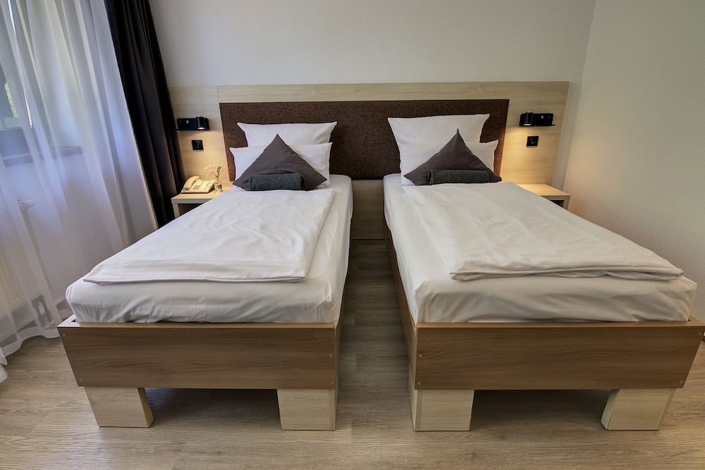Waldhotel Wandlitz 18/57
