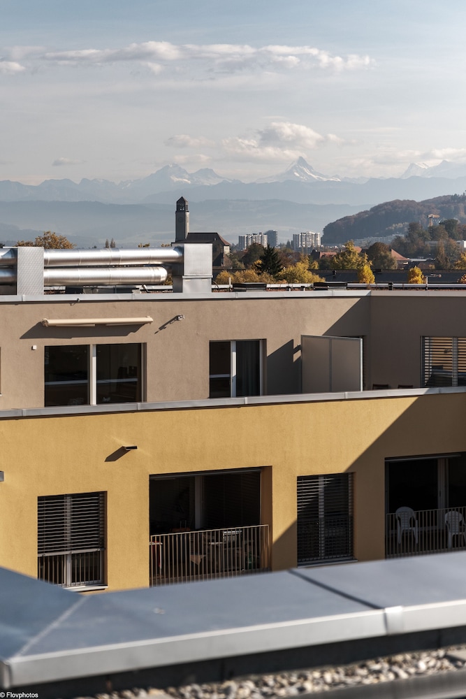 Los Lorentes Residences 3/50