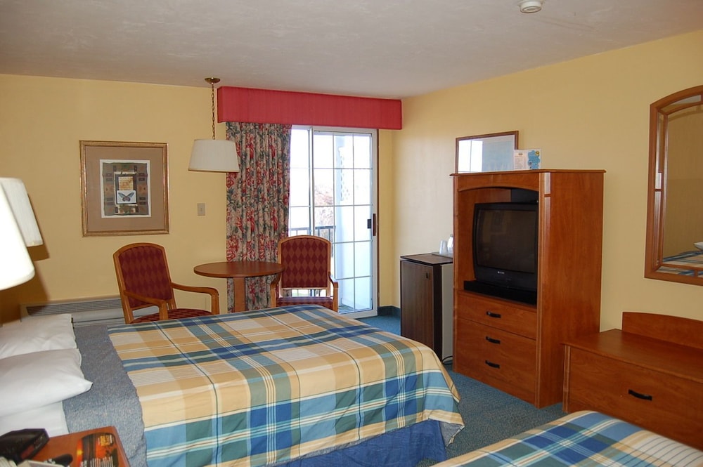 Tidewater Inn 33/70