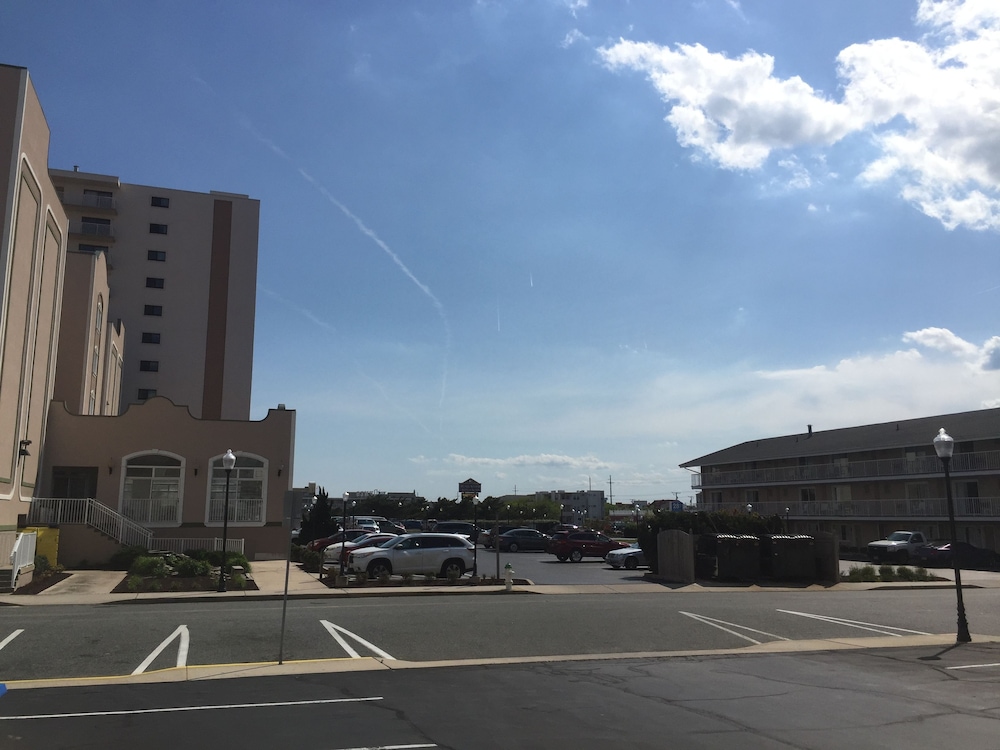 Quality Inn Ocean City Beachfront 12/30