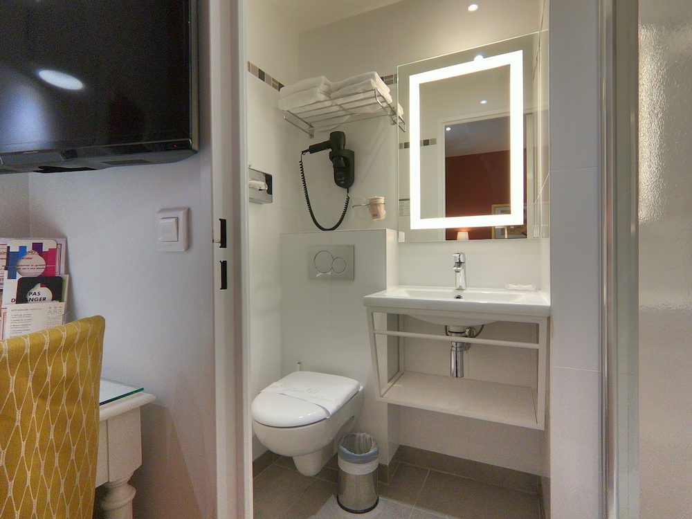 Austins Saint Lazare Hotel 56/61