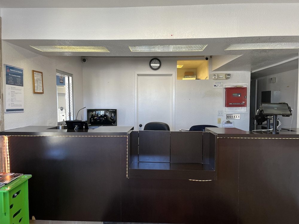 Motel6 Grants, NM 9/68