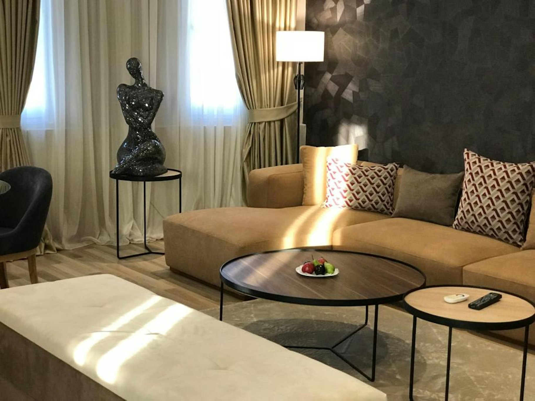Hotel Deluxe 35/43