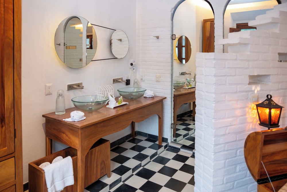 Del Carmen Concept Hotel 50/50