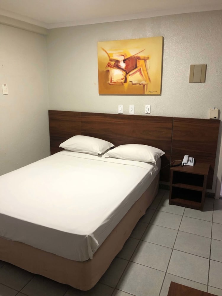 APARTMENT, DOUBLE BED