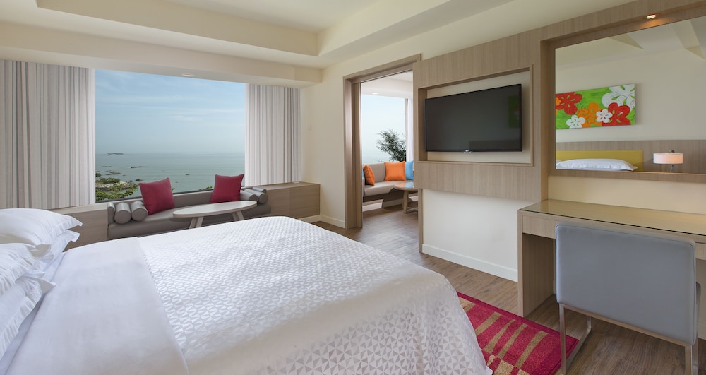 Mercure Penang Beach 15/63