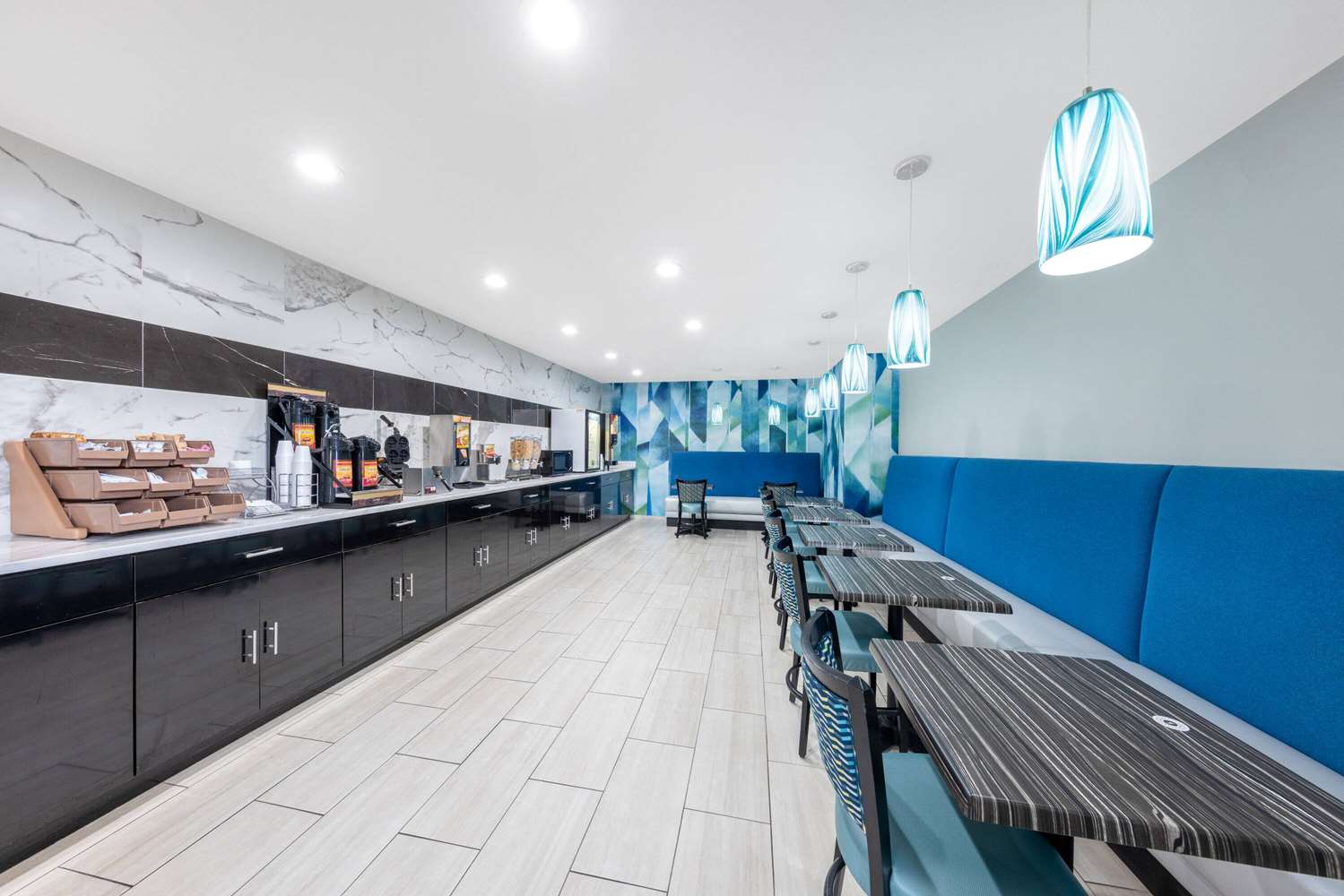 Days Inn By Wyndham Springville 32/44