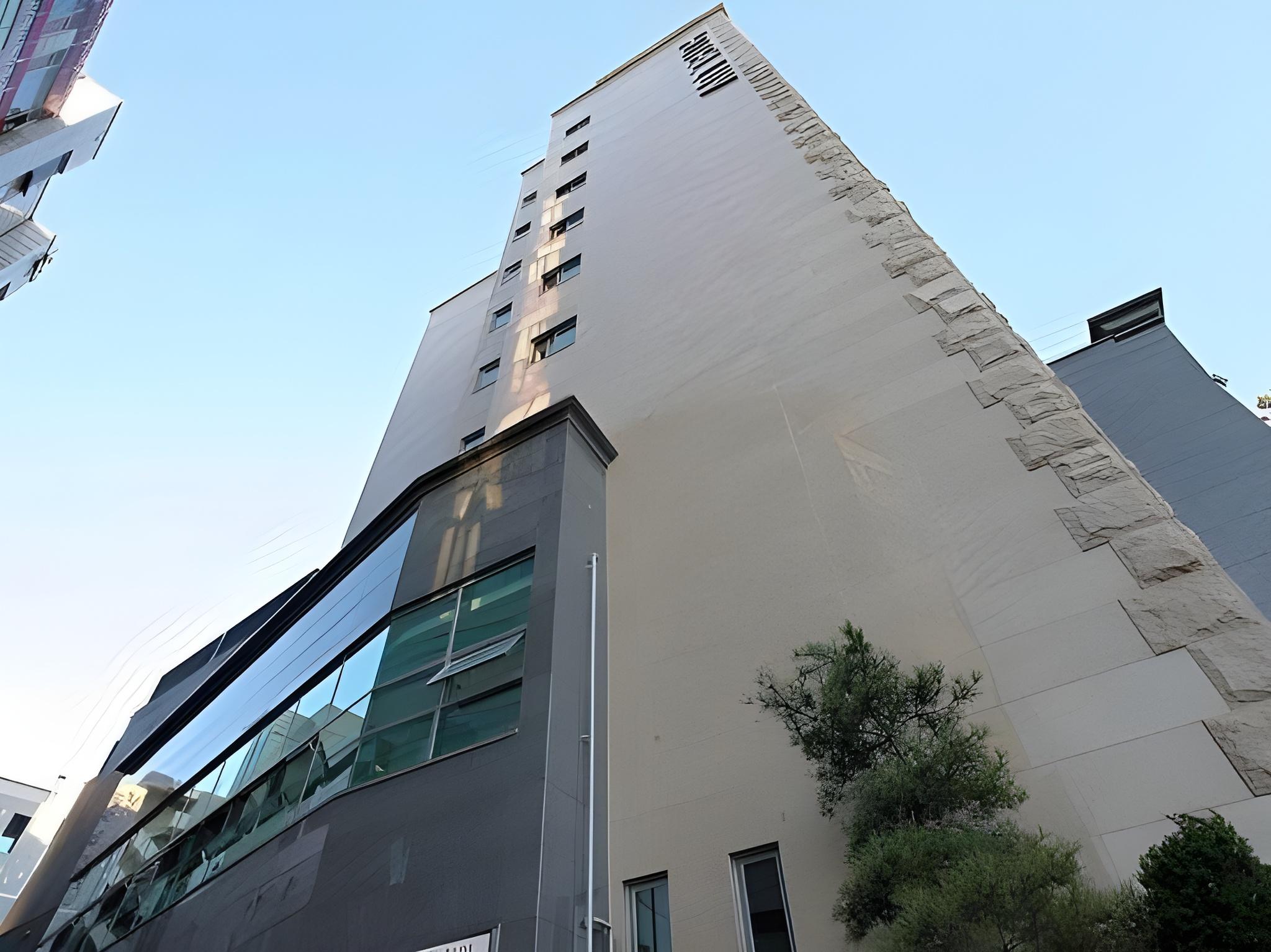 Business Design Hotel LUV 14/98