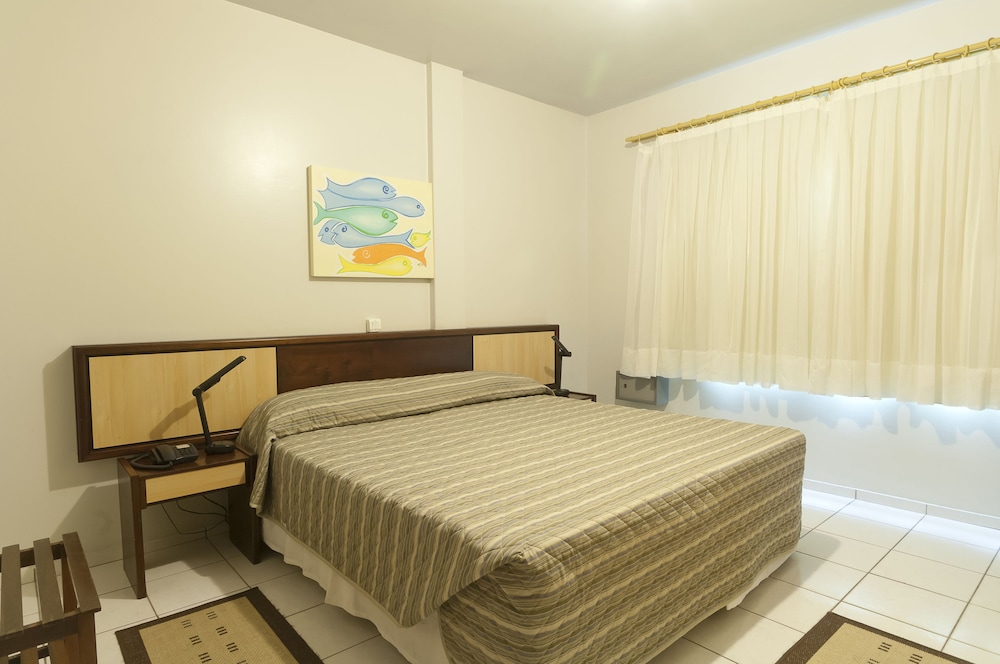 SUPERIOR, DOUBLE OR TWIN BED