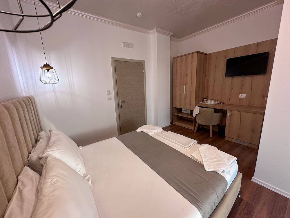 Hotel Murati 26/62