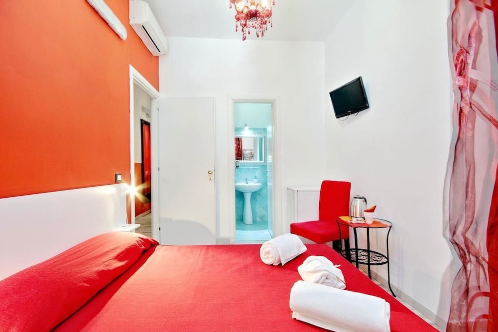 Lucky Holiday Rooms 14/47