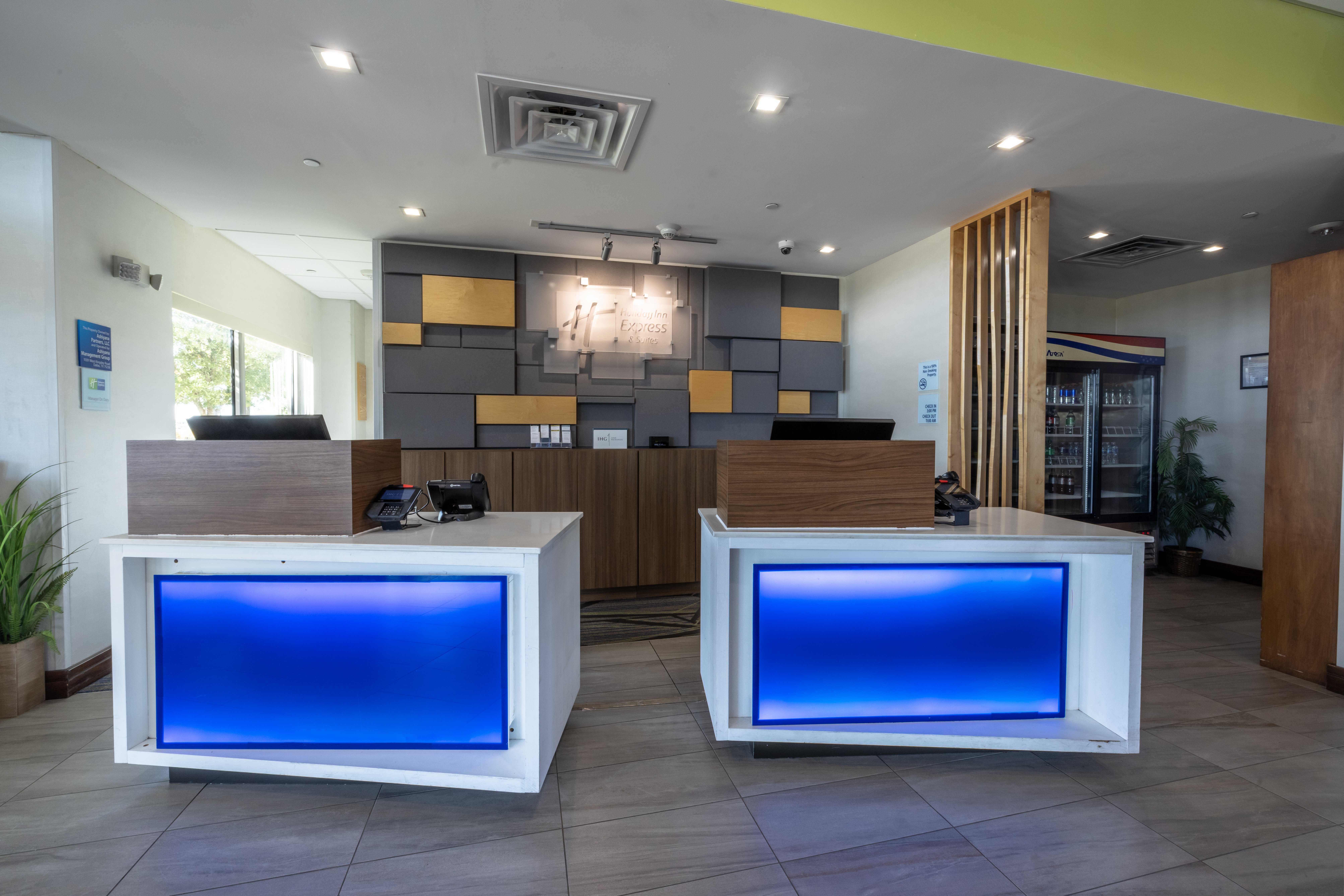 Holiday Inn Express and Suites Dallas Northeast Arboretum, an IHG Hotel 7/49