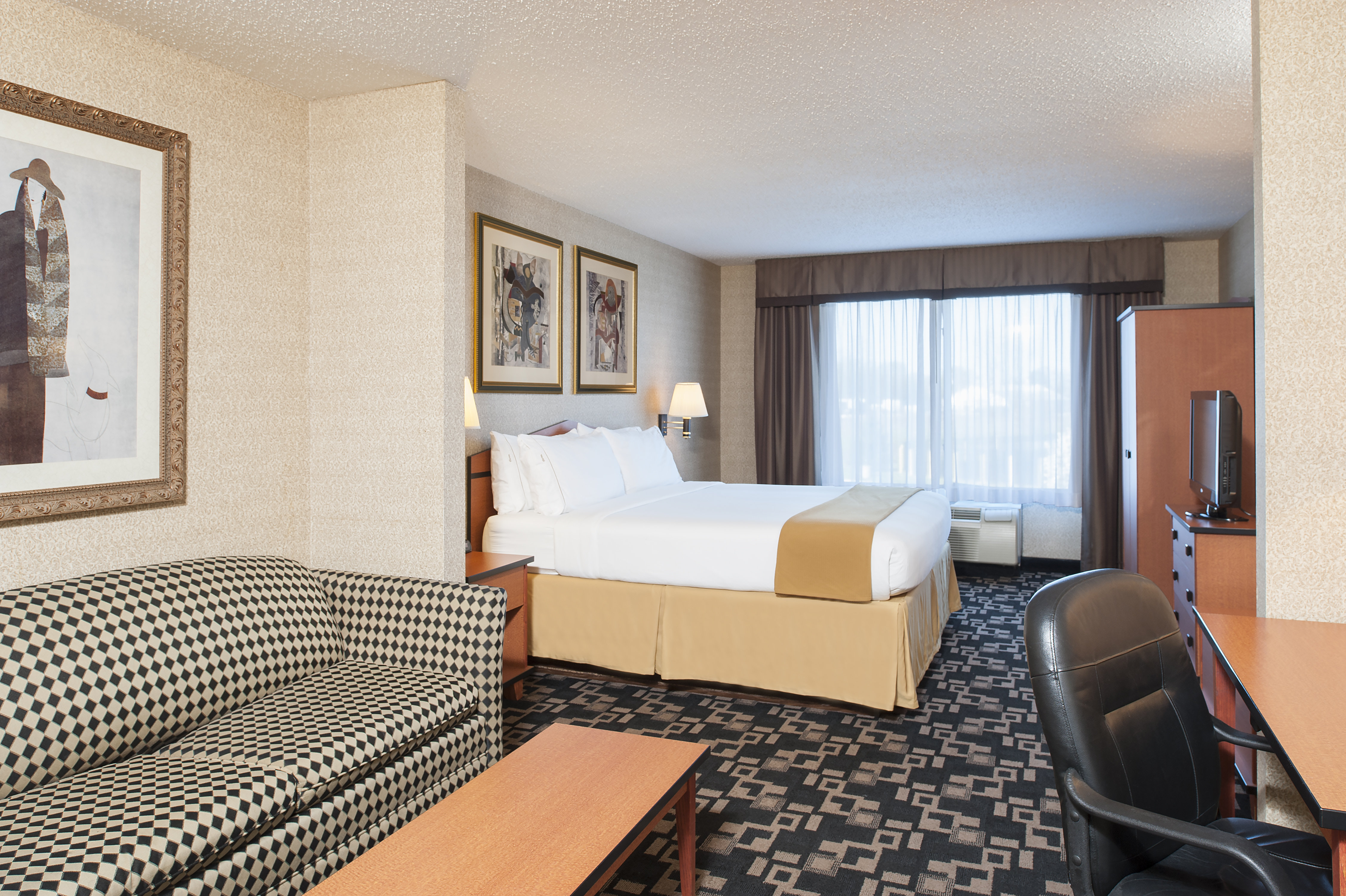 Holiday Inn Express Hotel And Suites Greenwood 64/66