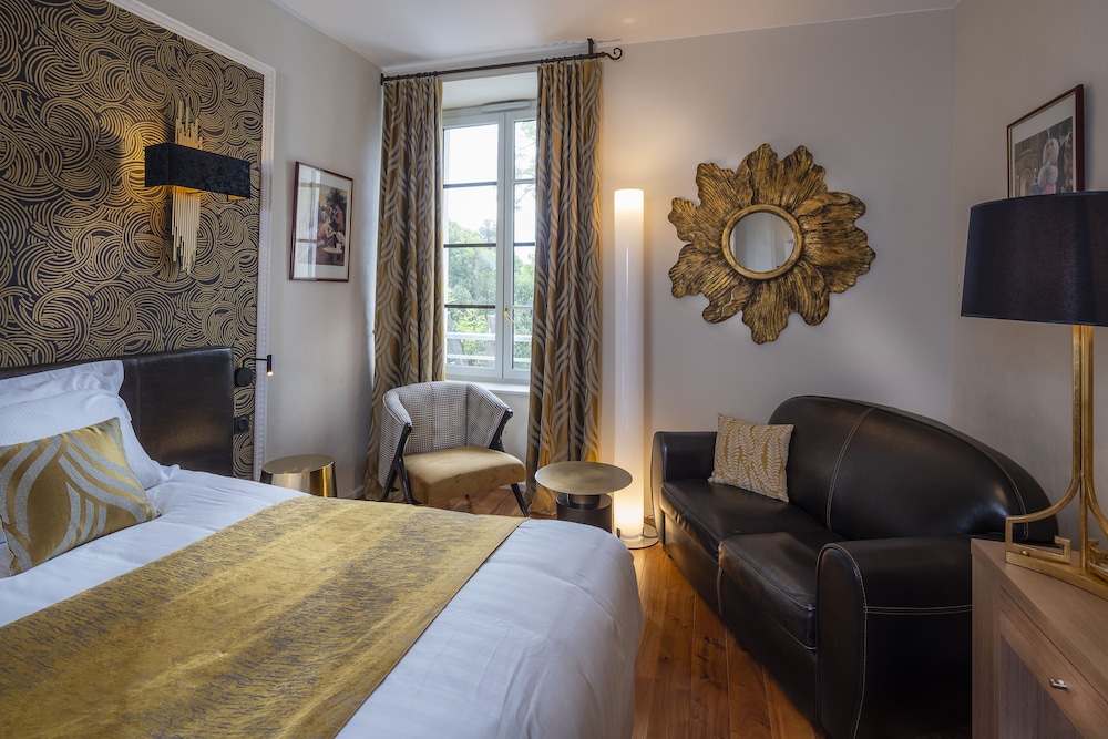 CHATEAU DE SIRAN 6/36
