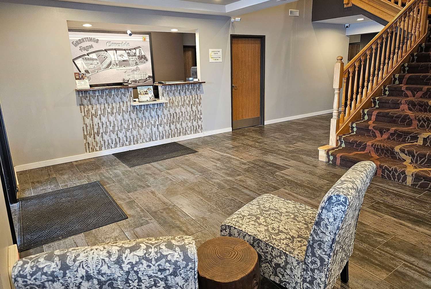 Super 8 by Wyndham Cloverdale IN 2/10