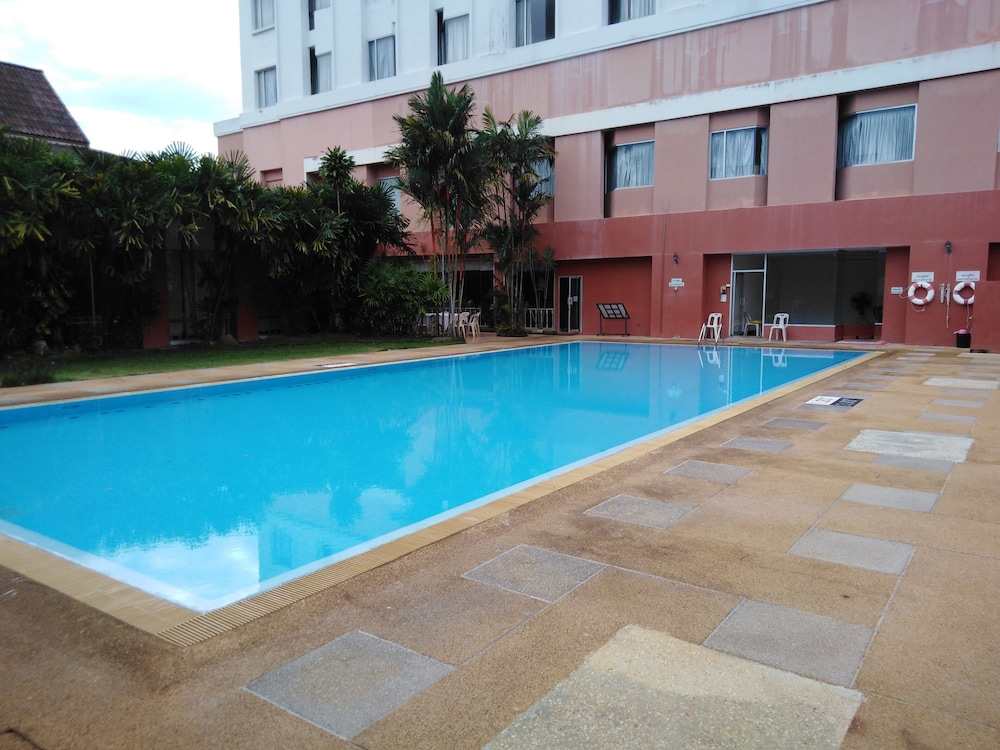 Imperial Narathiwat Hotel 63/67