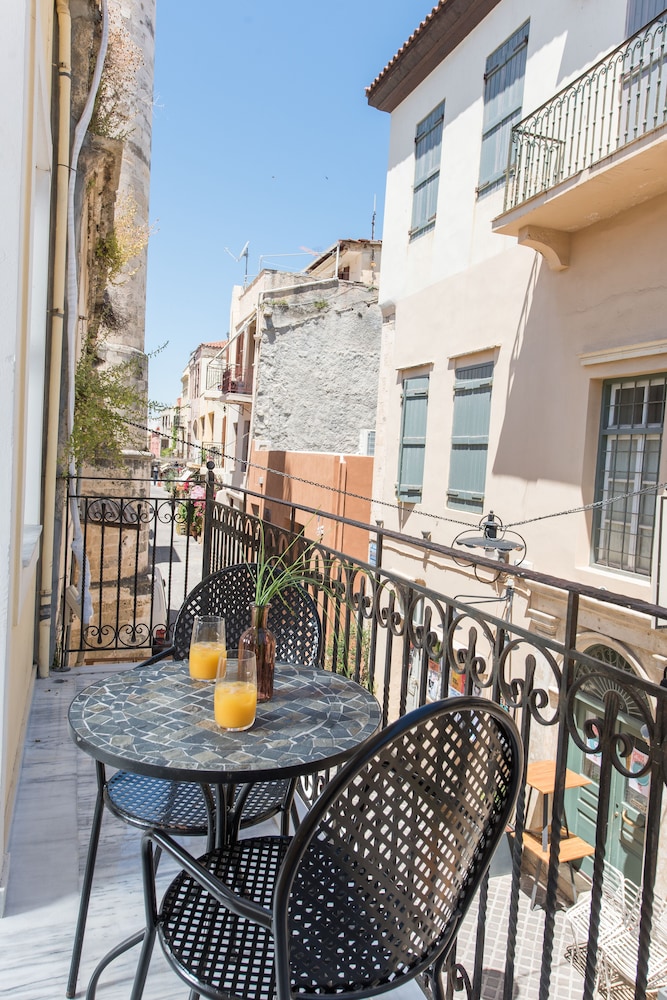 Minaret Suites and Apartments 34/50