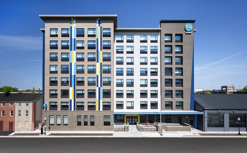 Tru By Hilton Baltimore Harbor East Md 1/49