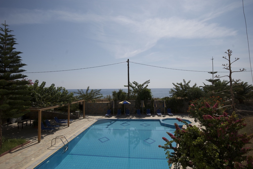 Sarikampos Beach 37/69