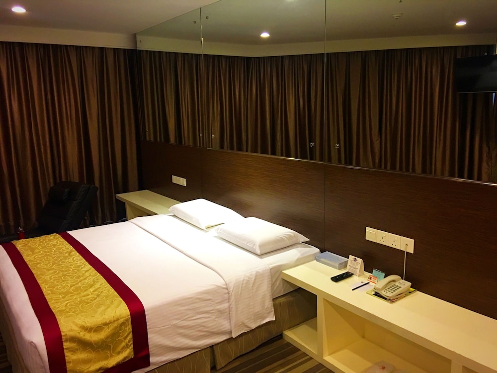 Hotel Capital 32/51