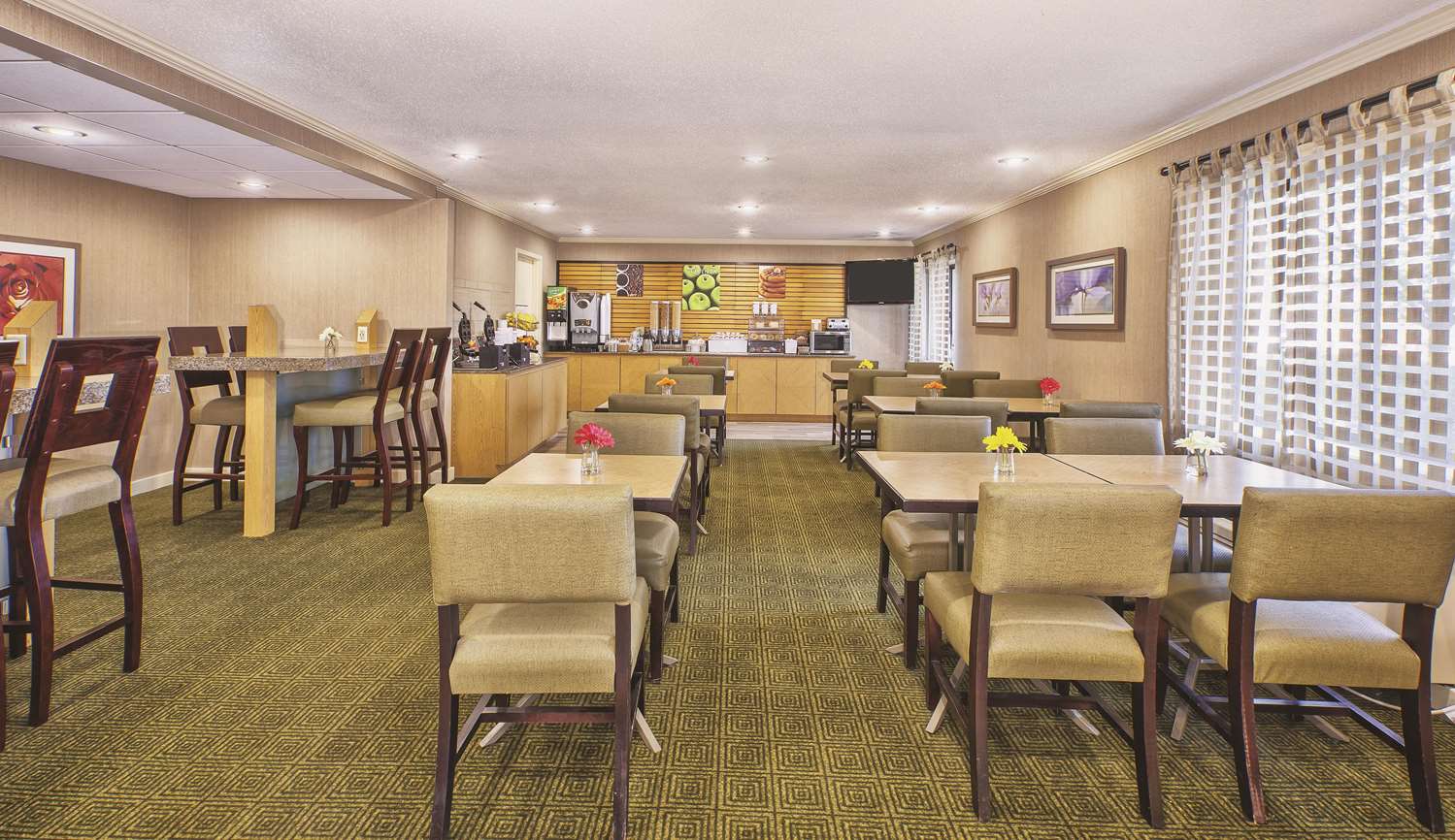 La Quinta Inn Toledo Perrysburg 13/17