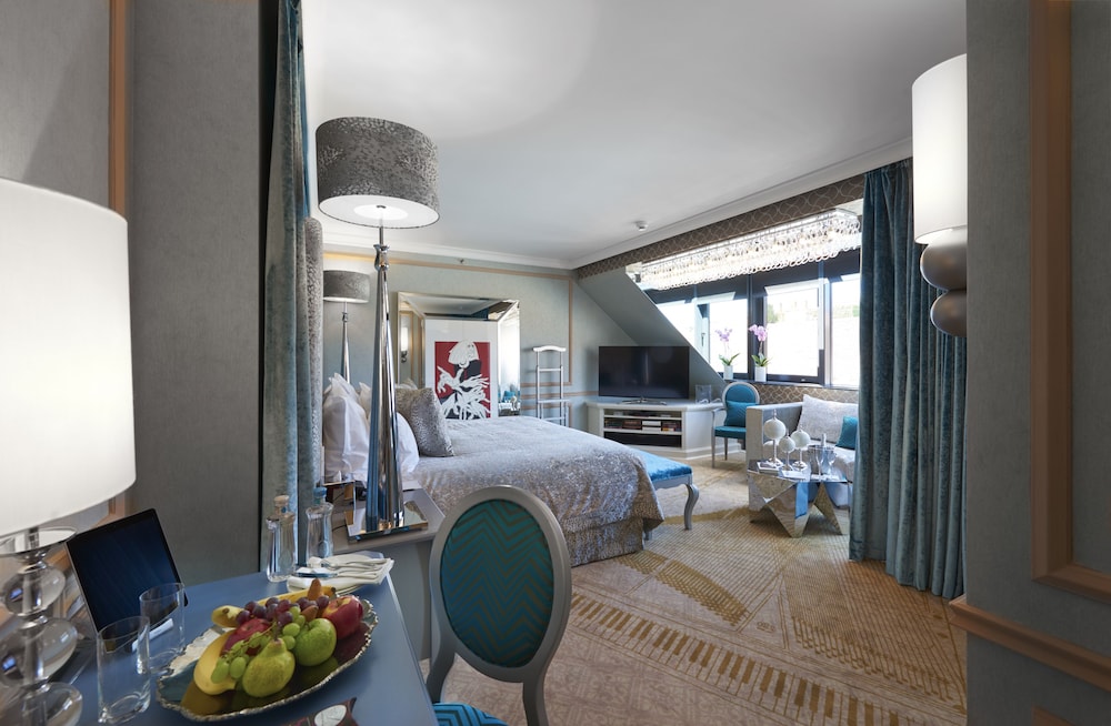 Aria Hotel Budapest 24/84
