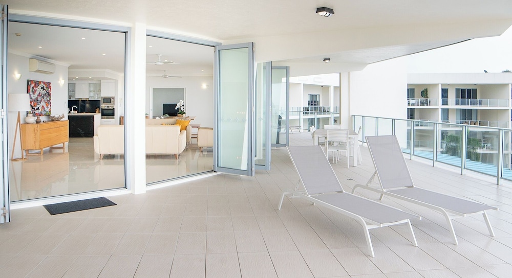 Vue Apartments Trinity Beach 24/50
