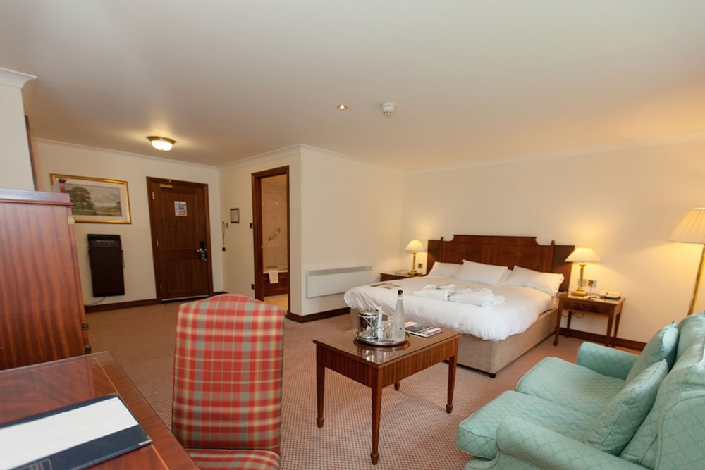 Macdonald Craxton Wood Hotel 34/60