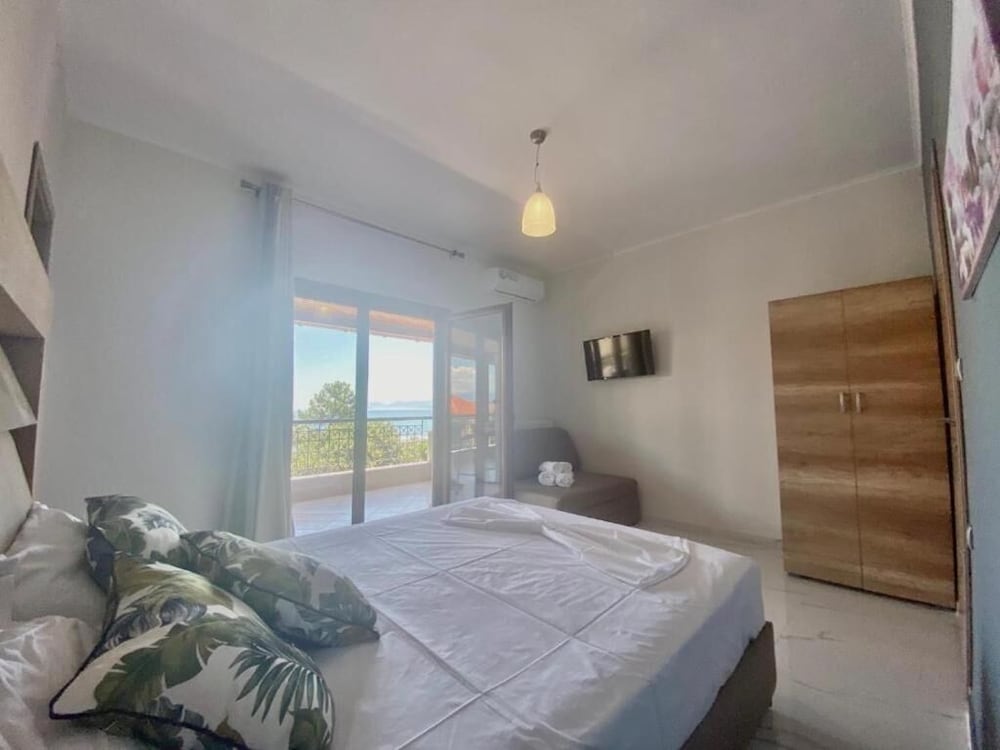Villa Amalia Sun Beach 24/59