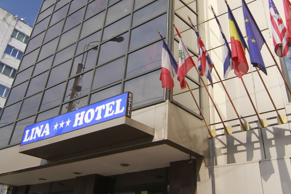 LINA HOTEL 7/49