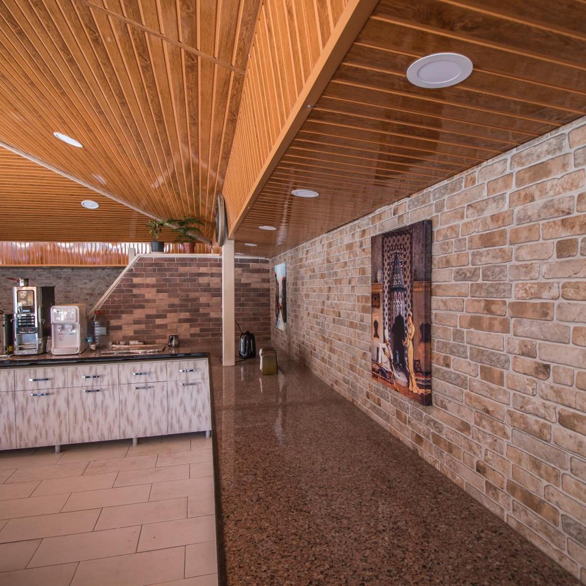Parus Hotel 8/50