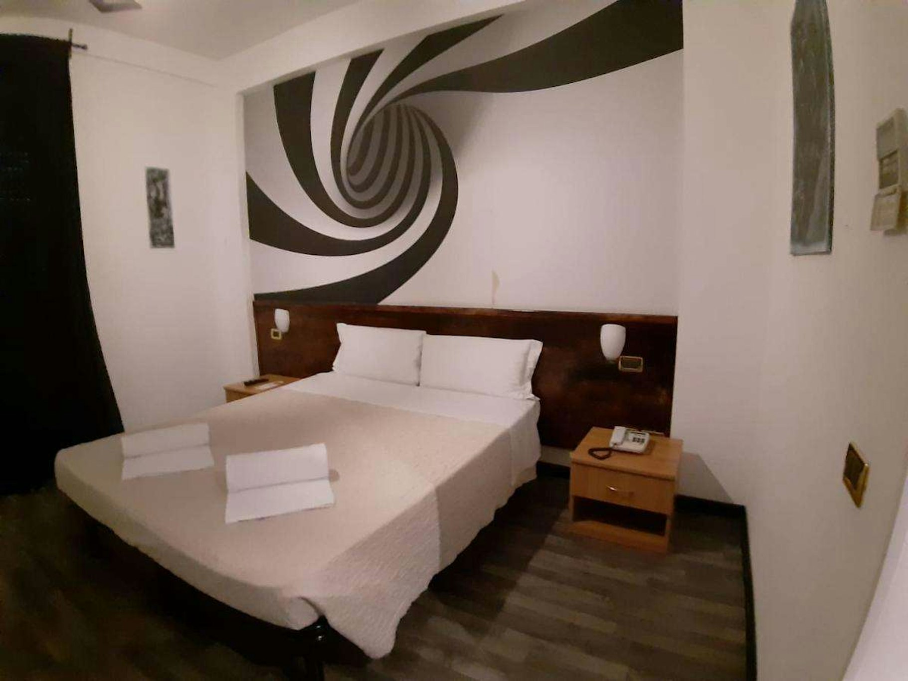 Scheppers Hotel 9/42