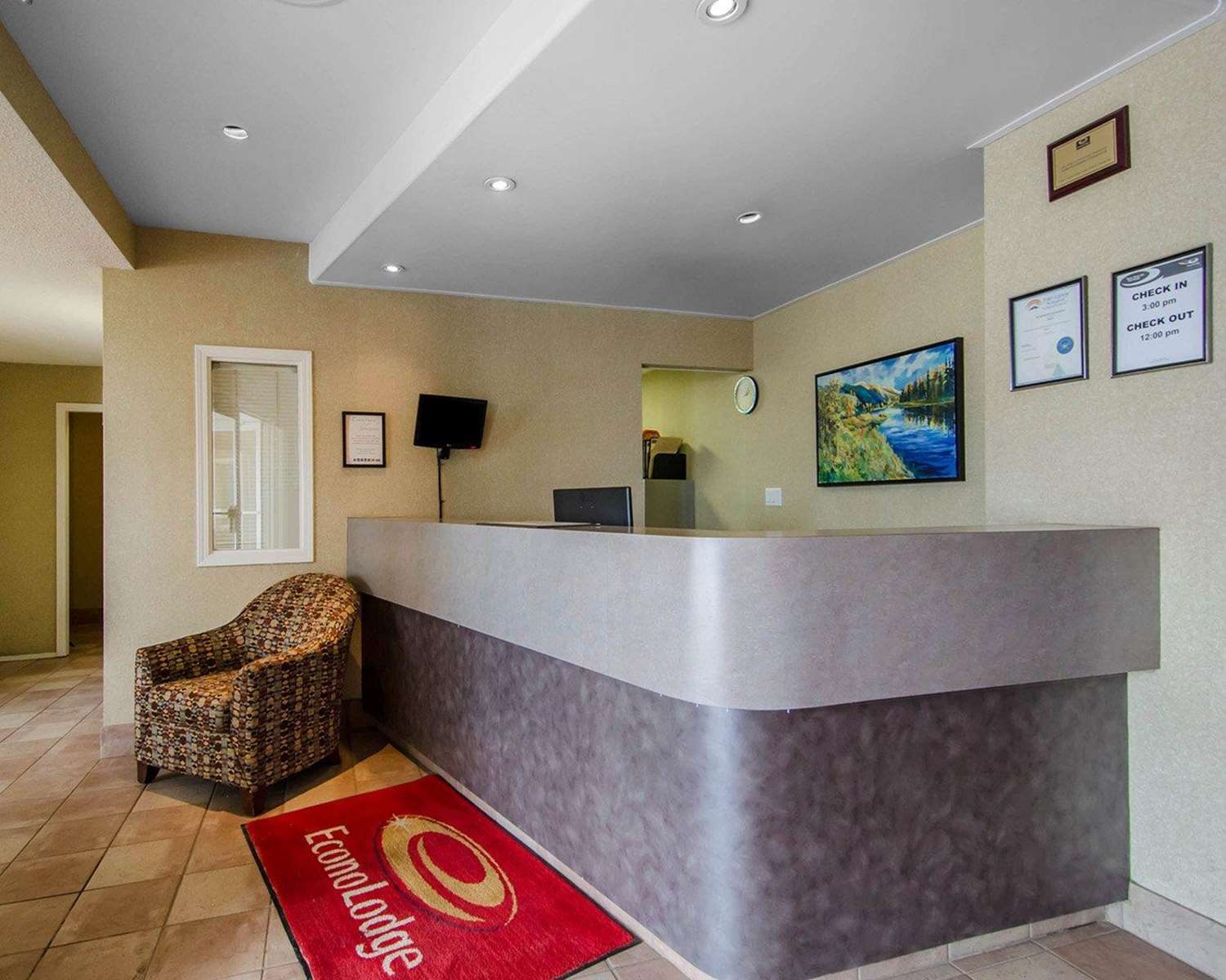 Travelodge by Wyndham Fort St John 1/19