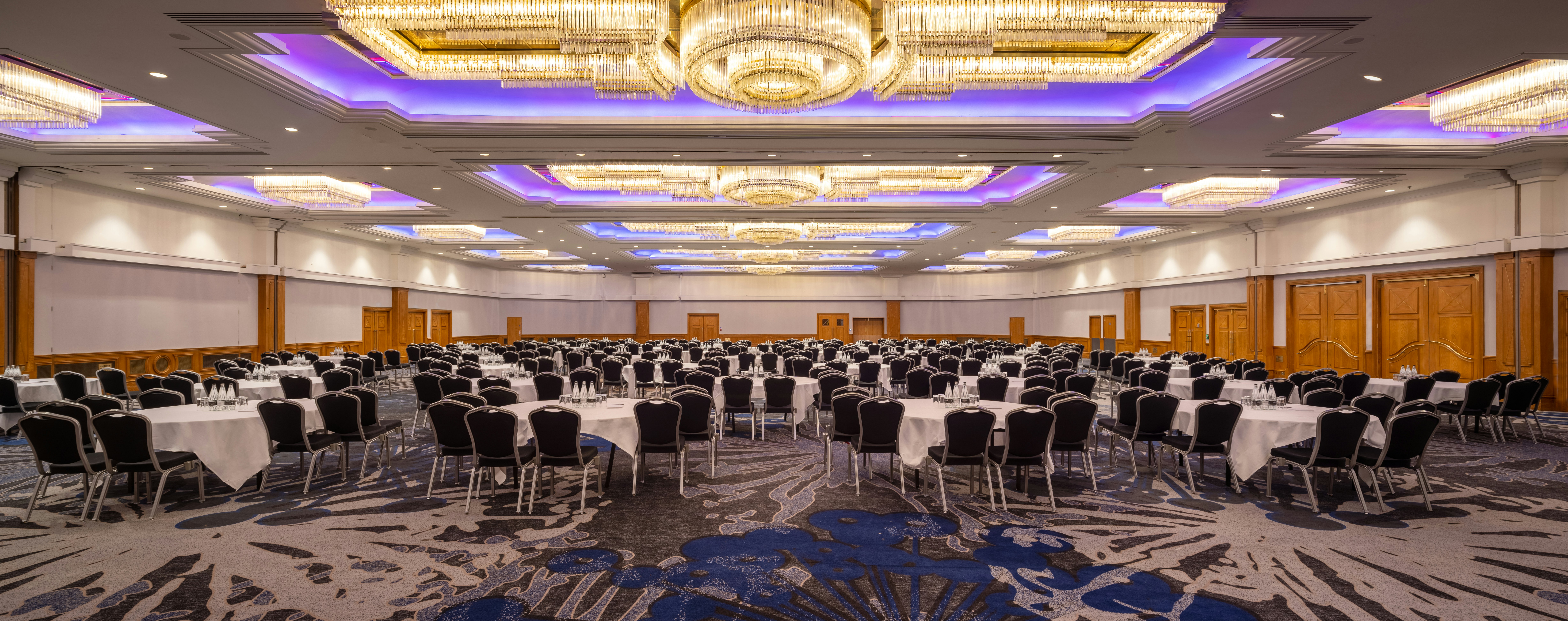 Hilton Birmingham Metropole 67/78
