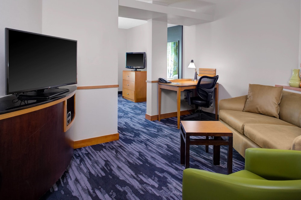 Fairfield Inn Suites By Marriott Montgomery Eastchase Pkwy 31/50