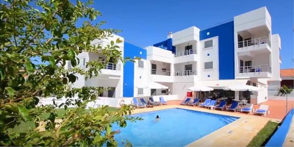 Vicentina Hotel 21/24