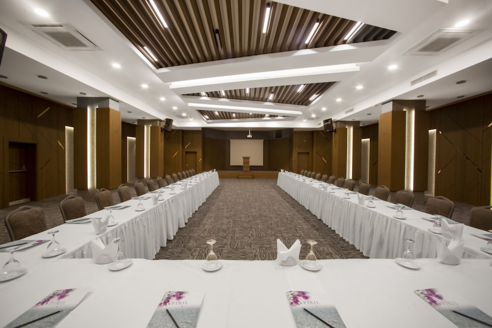 Piril Hotel Thermal Beauty And Spa 68/79