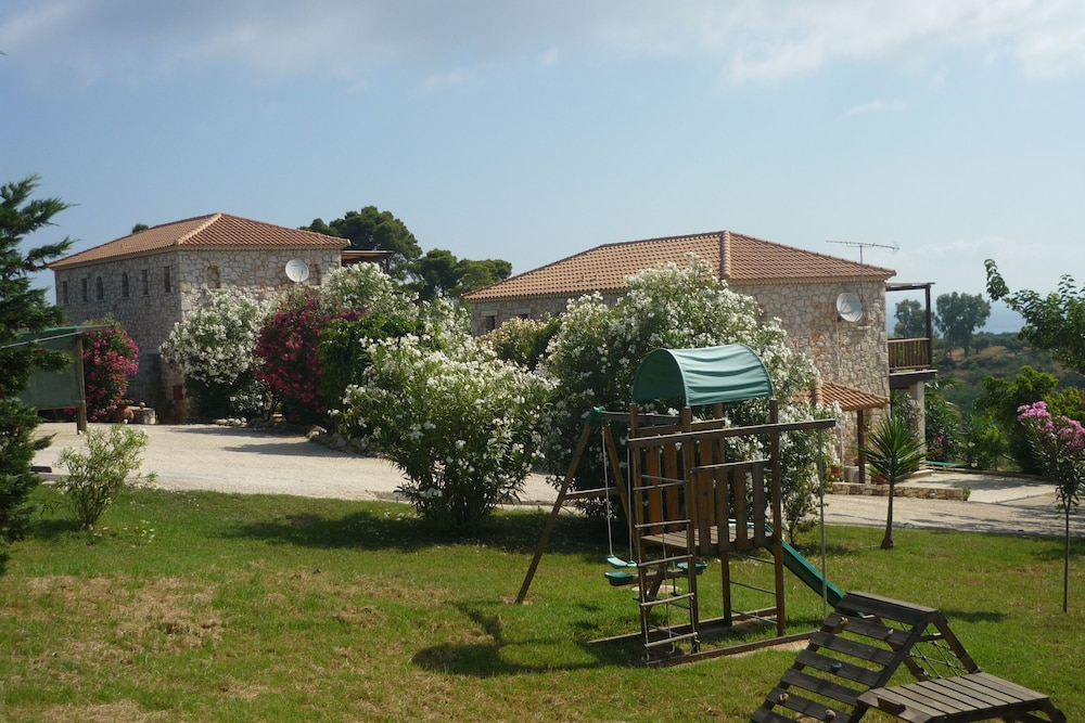 Myrties Stone Houses 26/49