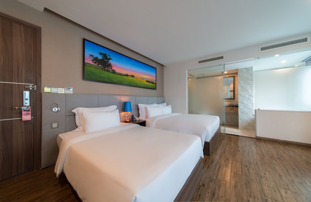 Aaron Hotel 17/69