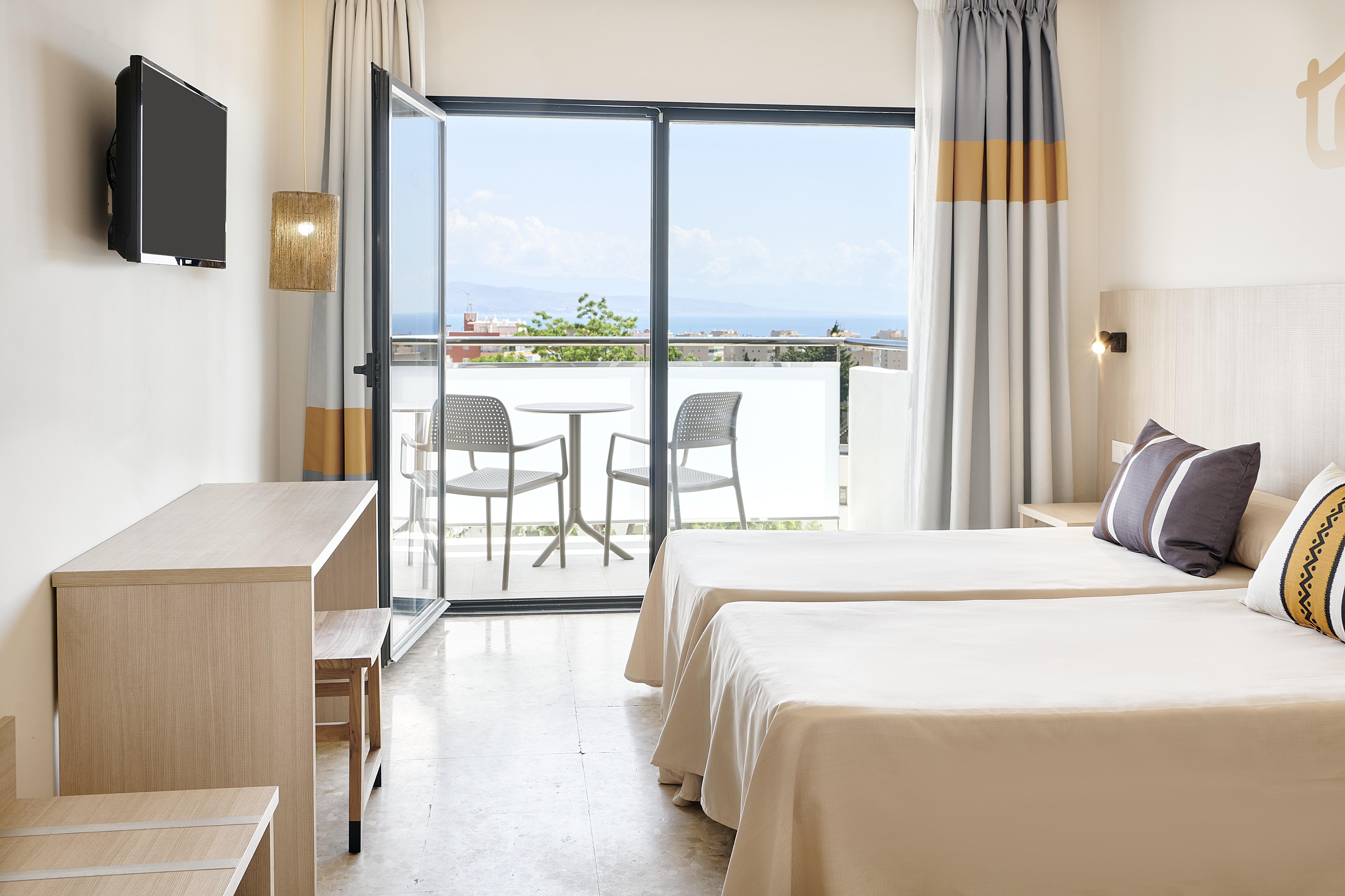 Room, Double Bed, Sea View, Balcony or Terrace