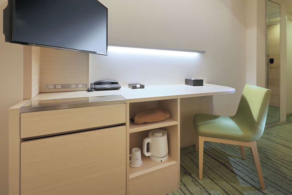 Keio Presso Inn Gotanda 52/60
